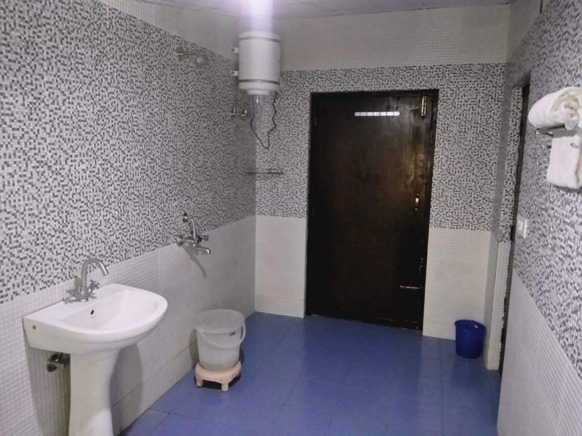 Hotel Gulmarg Mussoorie Zewnętrze zdjęcie